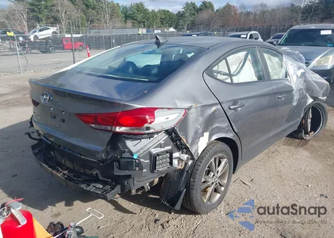 2018 Hyundai Elantra Value Edition z USA, uszkodzony, nr VIN 5NPD84LF5JH272999